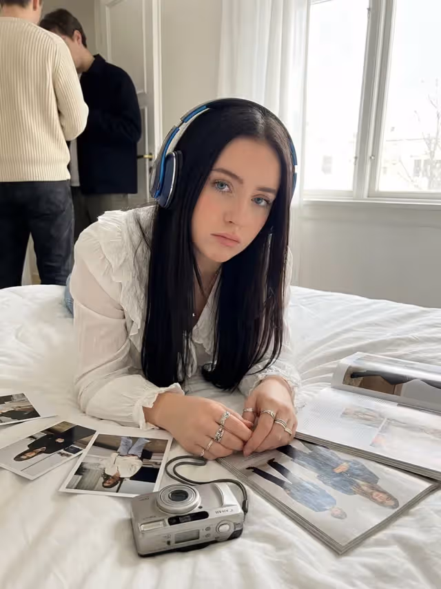 Velvet Ribbon Reveal