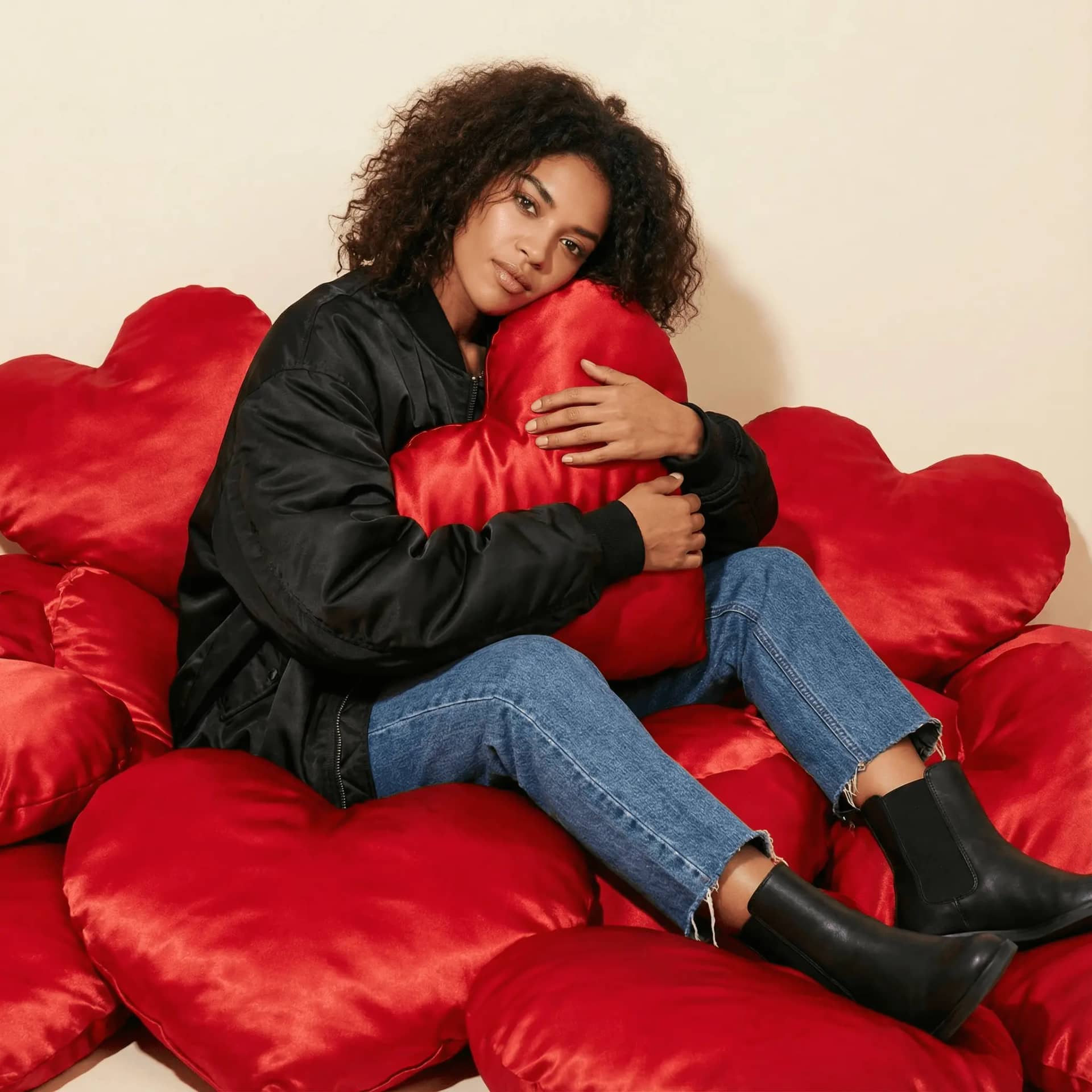 Heart Pillow Editorial